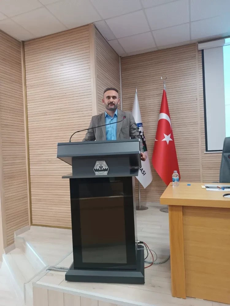 YAZAR DEVRAN SİNANOĞLU  HEDİYENİZ  KİTAP OLSUN