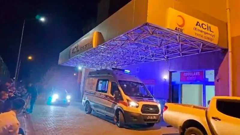 Diyarbakır’da psikolojik bunalım geçiren baba dehşet saçtı: İki çocuğunu ve kendisini bıçakladı